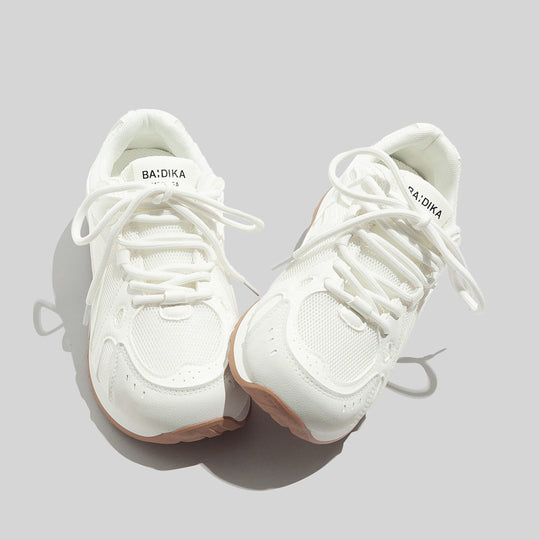 Damen Sportliche Sneakers mit atmungsaktiver Oberflächenstruktur und rutschfester Gummisohle EB