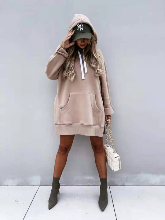 Damen lässiges Kapuzenkleid mit praktischen Eingrifftaschen und seitlichen Schlitzen EB