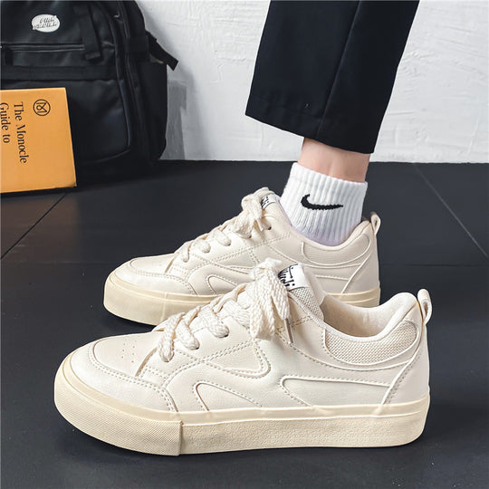 Damen Sneakers mit platziertem Obermaterial und rutschfester Sohle EB