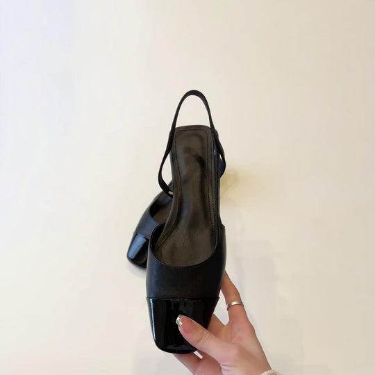 Damen Slingback-Pumps mit glänzender Kappe und modischem Riemchen EB