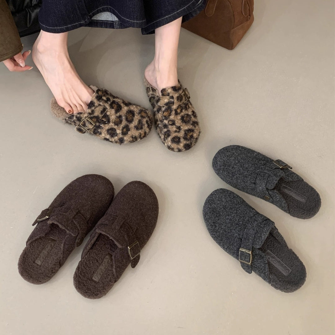 Damen Clogs aus hochwertigem Wollfilz mit dekorativen Schnallenapplikationen EB