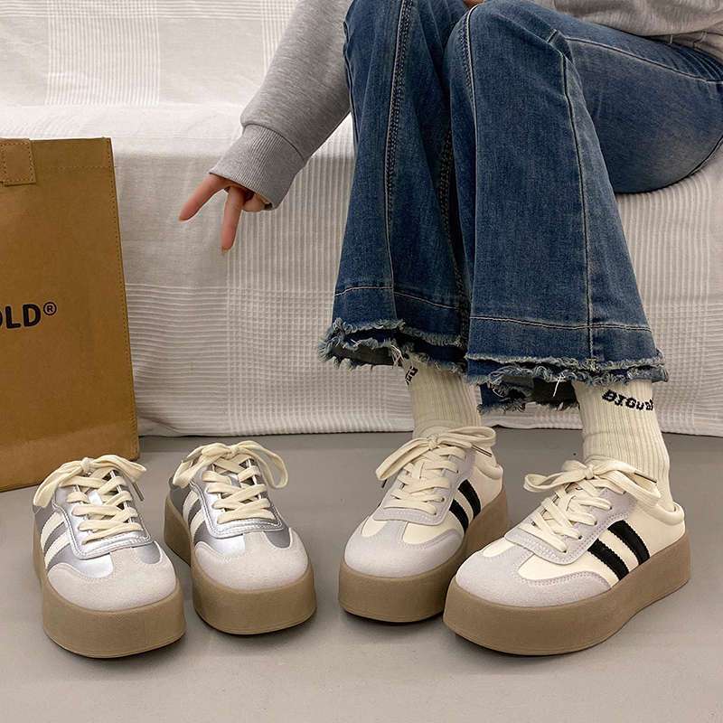Damen Plattform-Sneaker mit angenehmer Innensohle und modischem Obermaterial EB