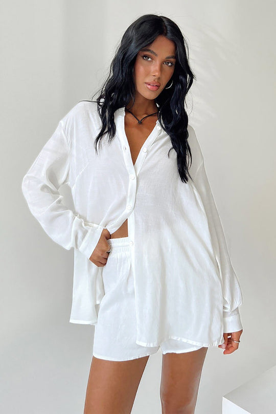 Damen Lässiges und luftiges Pyjama-Set mit Button-Down-Shirt und Shorts EB