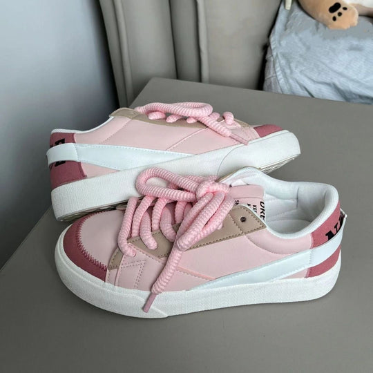 Damen Sneaker mit strapazierfähigem Obermaterial und modischem Design EB