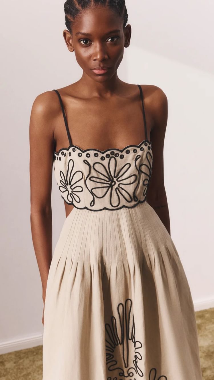 Damen Kleid mit raffiniertem Blumenmotiv und lockerer Passform EB