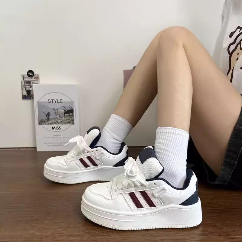 Damen Sportliche Komfort-Sneaker mit Plateau-Sohle und atmungsaktivem Obermaterial EB