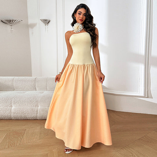 Damen Elegantes Maxikleid mit floralem Akzent EB