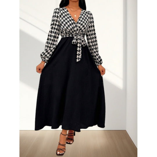 Damen Maxi-Kleid mit Kreuzverschluss und elegantem Hahnentrittmuster EB