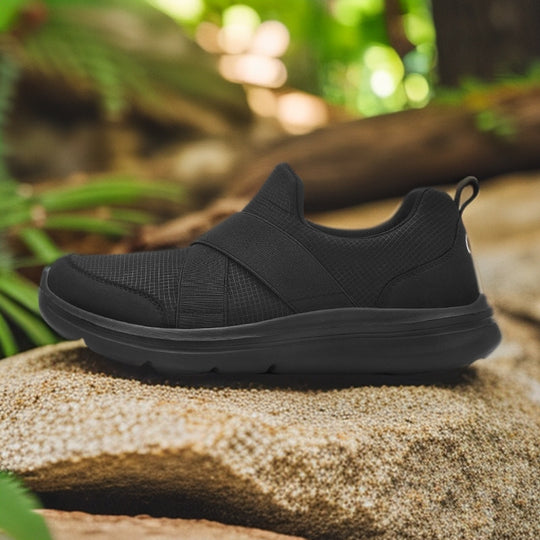 Damen Bequeme Slip-On Sneakers mit flexiblem Obermaterial und rutschfester Sohle EB