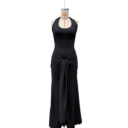 Damen Maxikleid mit elegantem Halterneck und raffinierten Drapierungen EB