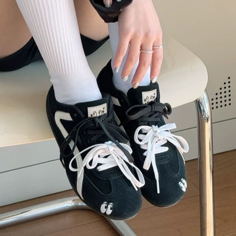 Damen Sportliche Sneakers mit kreativem Design EB