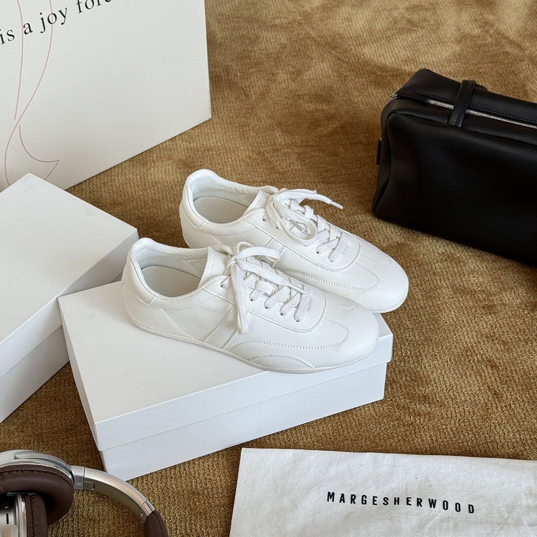 Damen Sportliche Leder-Sneaker mit Kontrastnähten und atmungsaktivem Innenfutter EB
