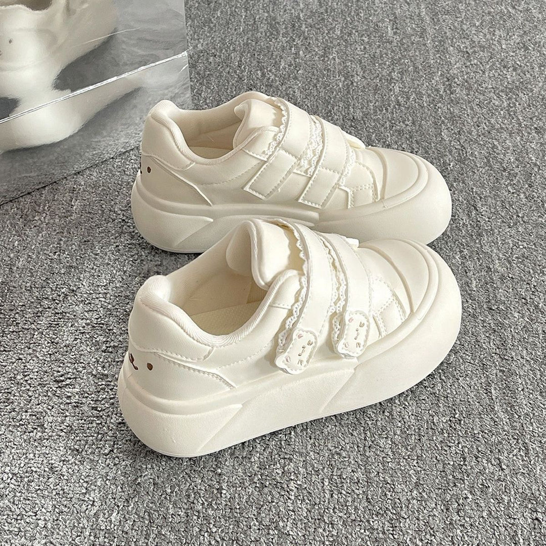Damen Sneaker mit verstellbaren Klettverschlussriemen und komfortabler Sohle EB