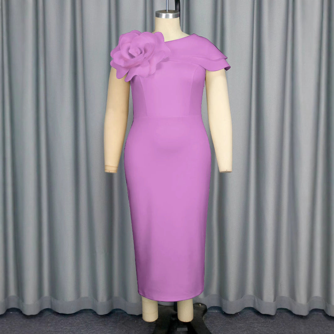 Damen elegantes Etuikleid mit floralem Akzent und Schulterdesign EB