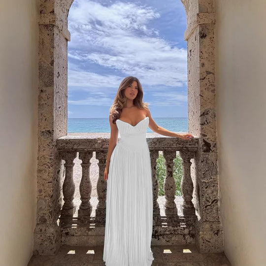 Damen Plisseekleid mit tiefem Herzausschnitt und fließendem Rock EB