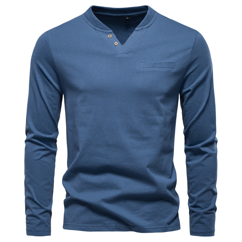 Herren nan tailliertes Langarmshirt im Henley-Stil mit kurzem V-Ausschnitt, Zierknöpfen und Brustleistentasche EB