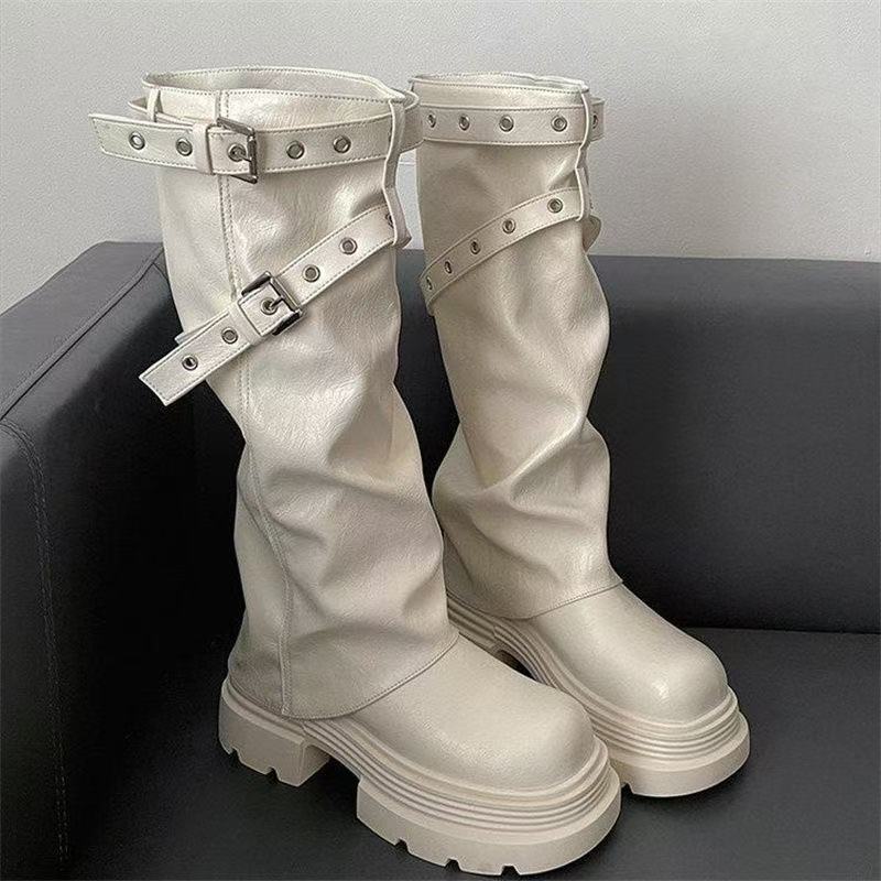 Damen Plateau-Stiefel mit modischem Schnallenverschluss und eleganter Faltenoptik EB