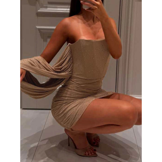 Damen Glamourös drapiertes Cocktailkleid mit asymmetrischem Ausschnitt und funkelnden Details EB