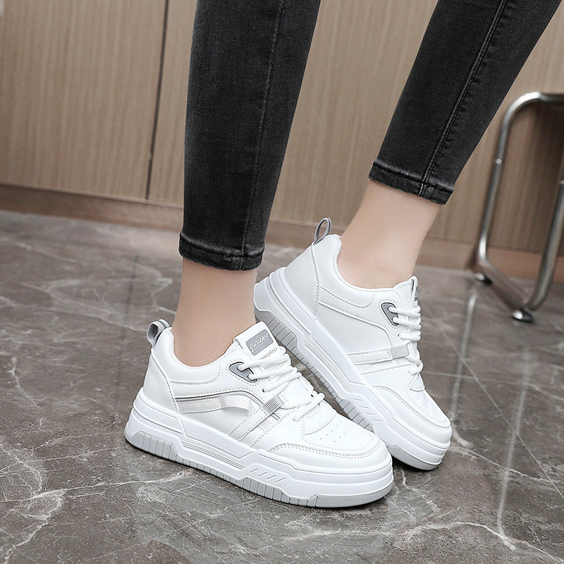 Damen sportliche Sneakers mit dämpfender Sohle und atmungsaktiver Obermaterialstruktur EB