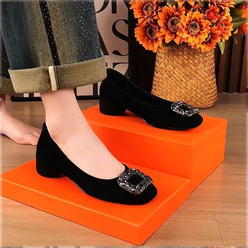 Damen Elegante Ballerinas mit funkelnder Schmuckapplikation EB