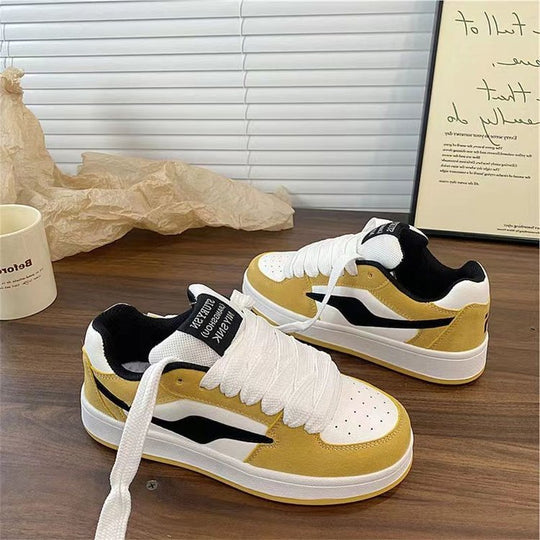 Damen Sportliche Sneakers mit weichem Veloursleder und atmungsaktiven Einsätzen EB