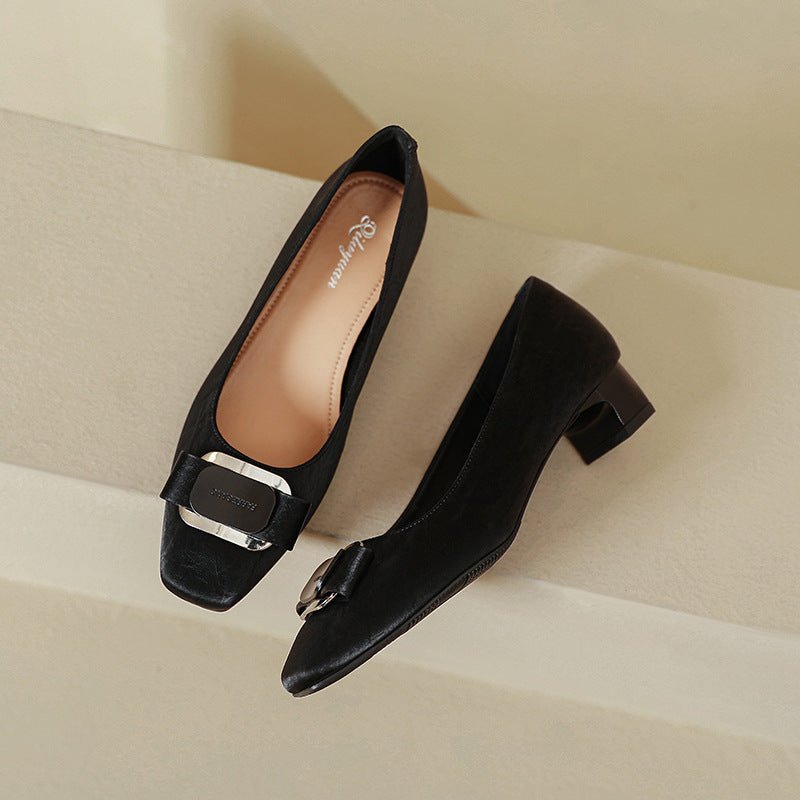 Damen Ballerinas mit elegantem Quadrat-Design und dekorativem Riemen EB