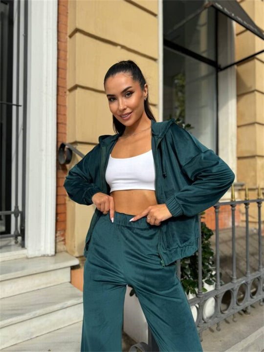 Damen Velours-Zip-Kapuzenjacke mit Marlene-Jogginghose Lounge-Set EB