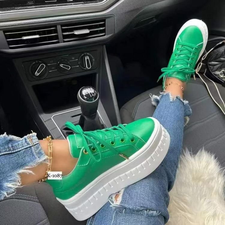 Damen trendige Plateau Sneakers mit glänzender Oberfläche EB