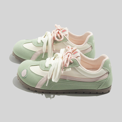 Damen Leichte und atmungsaktive Sneakers mit innovativen Schnürdetails EB