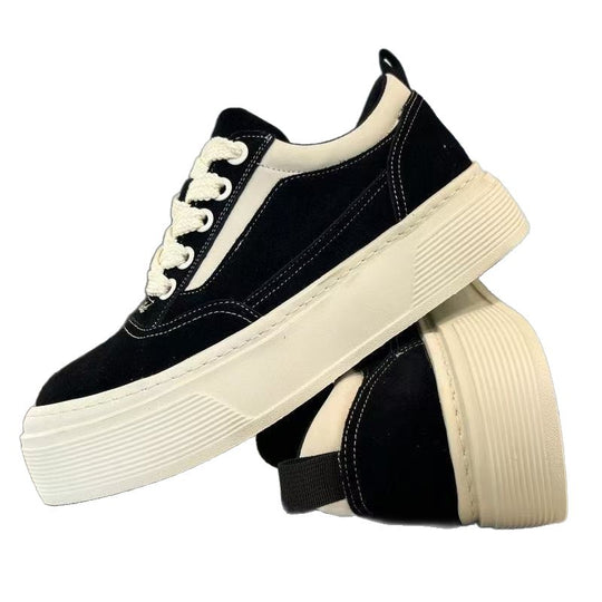 Damen sportive Sneakers mit erhöhtem Plateau und weichem Innenfutter EB