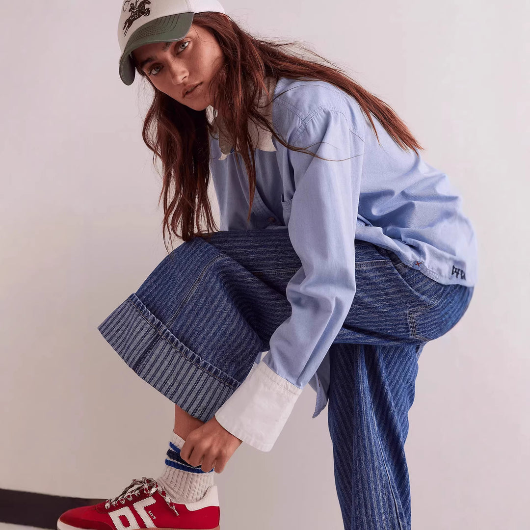 Damen Elegante weit geschnittene Jeans mit aufgenähten Streifen EB