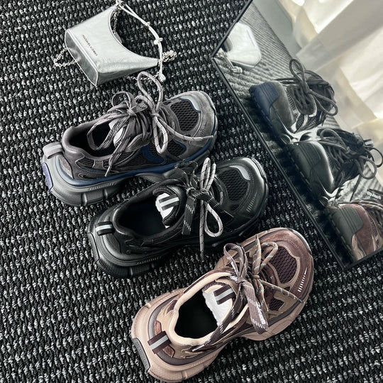Damen Sportliche Sneakers mit robustem Sohlenprofil und atmungsaktivem Obermaterial EB