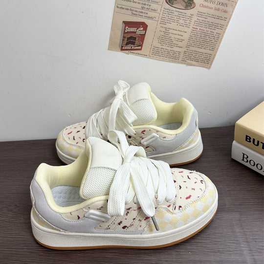 Damen Sportliche Sneakers mit flexibler Textur und atmungsaktiven Einsätzen EB