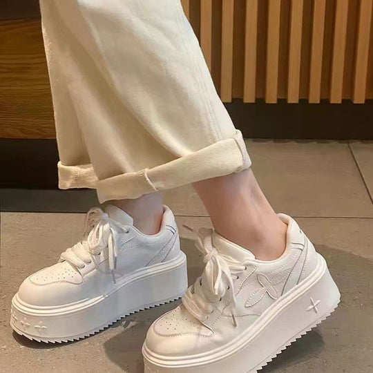 Damen Plateau-Sneaker mit modischem Design und dämpfender Sohle EB