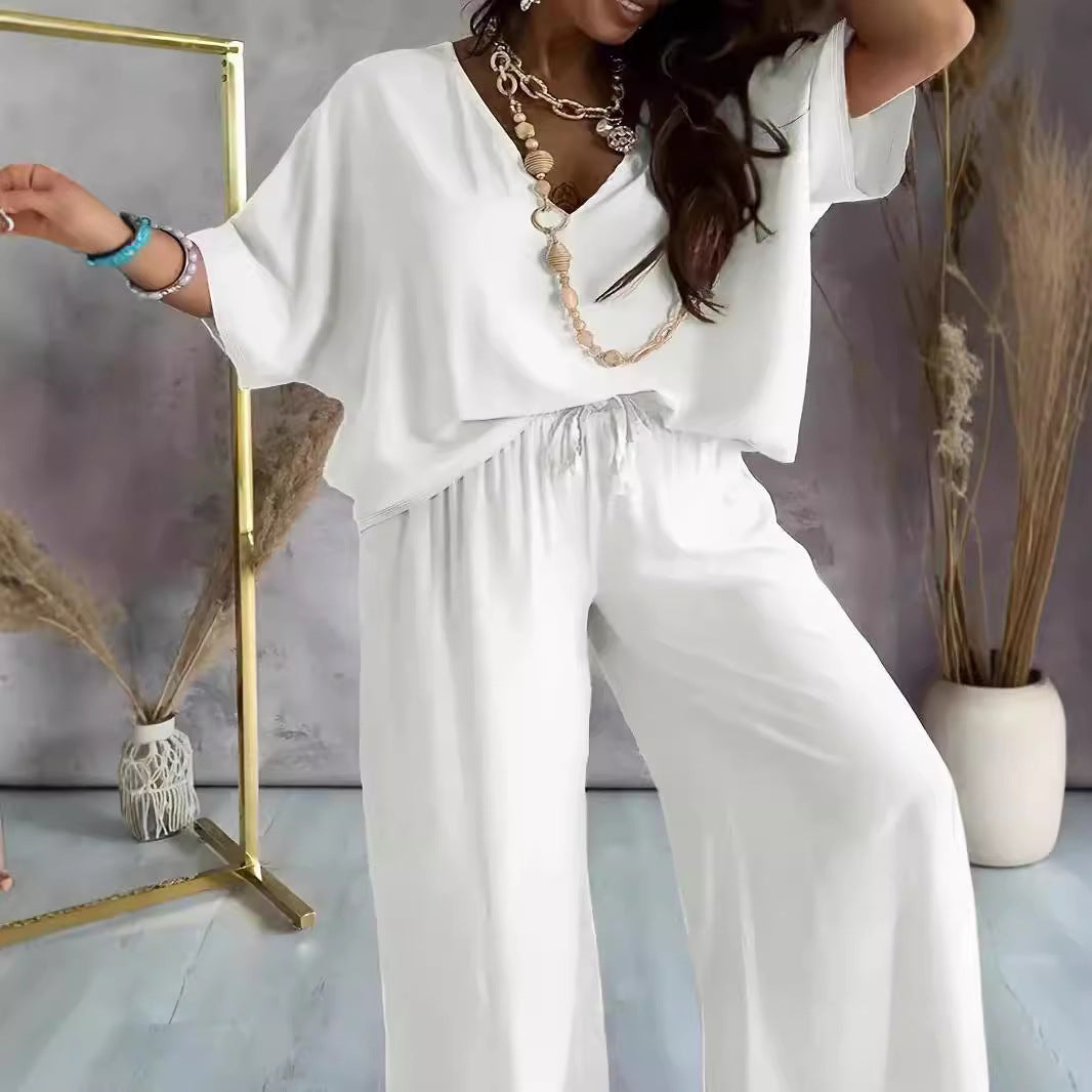 Damen Jumpsuit mit lässigem V-Ausschnitt und weitem Bein EB