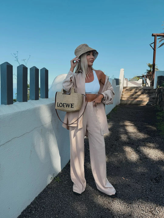 Damen legeres Leinen-Lounge-Set mit Hemdjacke im Oversize-Schnitt und weitem Bundfaltenhose EB