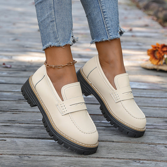 Damen robuste Loafer mit markanter Profilsohle, weichem Veloursoptik-Obermaterial und gepolstertem Komfortfußbett EB