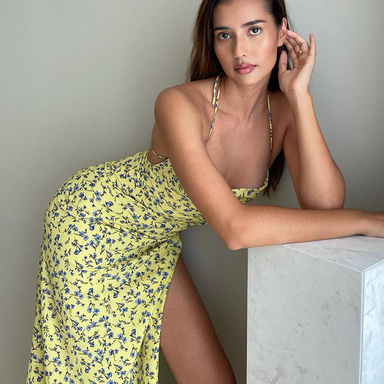 Damen Etuikleid mit floralem Design und eleganten Spaghettiträgern EB