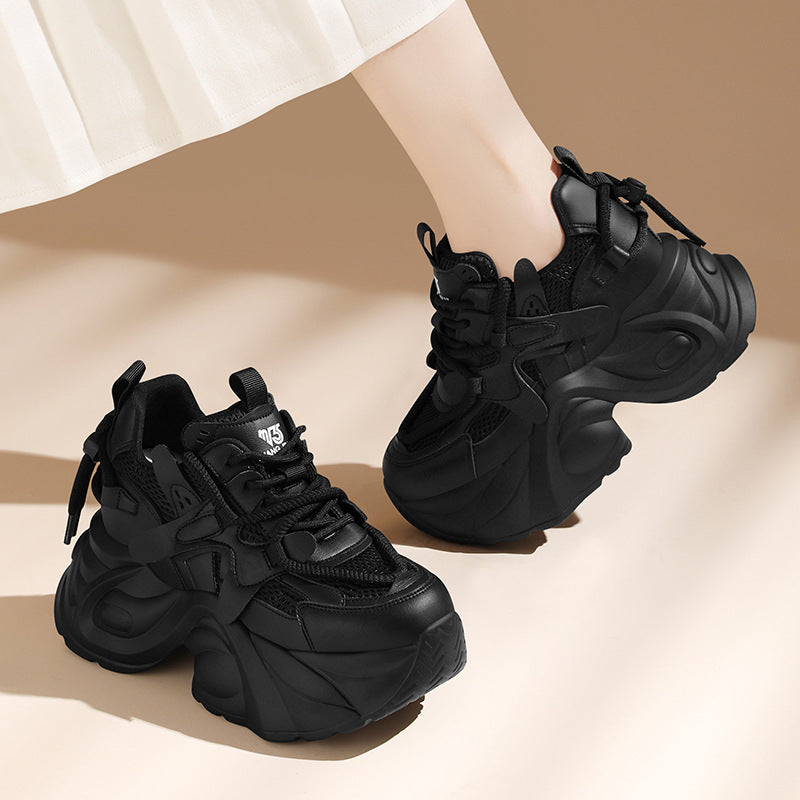Damen Sportliche Lauf-Sneaker mit überdimensionaler Sohle und atmungsaktivem Mesh EB