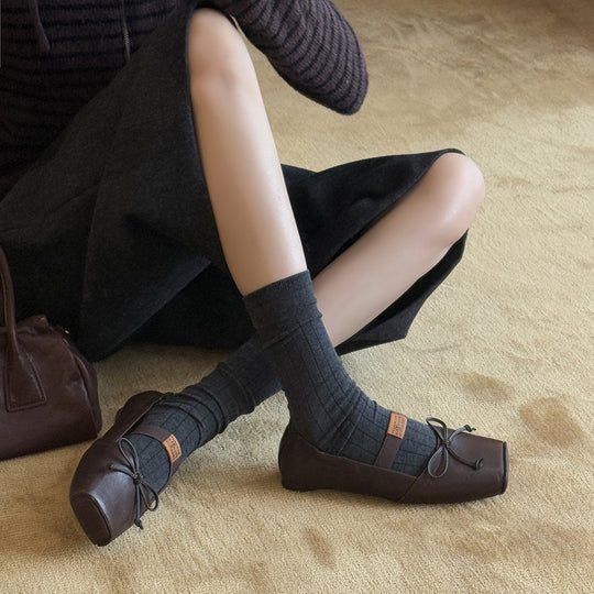 Damen Ballerinas mit elegantem Riemchen und hochwertigen Details EB