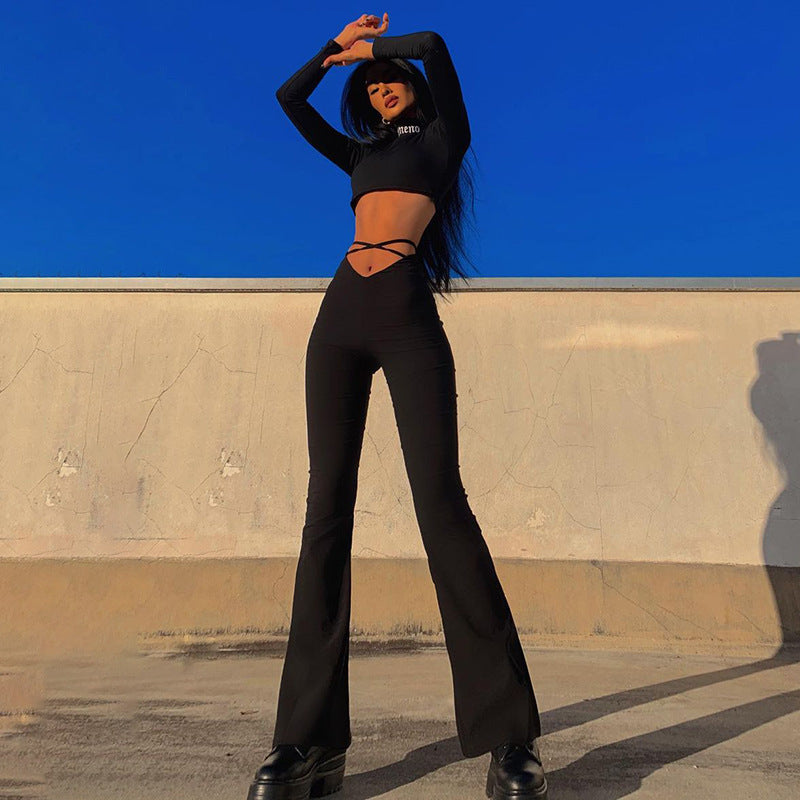 Damen enganliegendes Set mit Cross-Over-Details EB