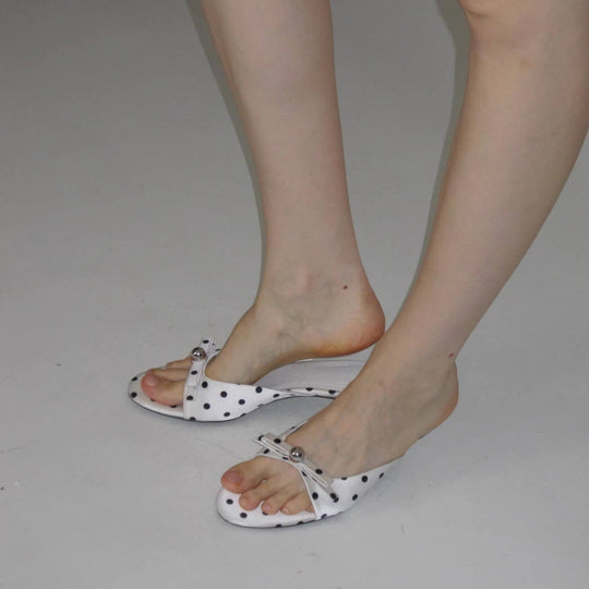 Damen Badeschuhe mit modischem Punkteüberwurf und raffiniertem Schleifendesign EB