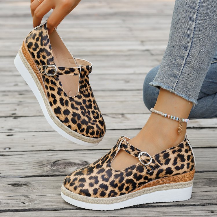 Damen modische und bequeme Sandaletten mit floralem Design EB