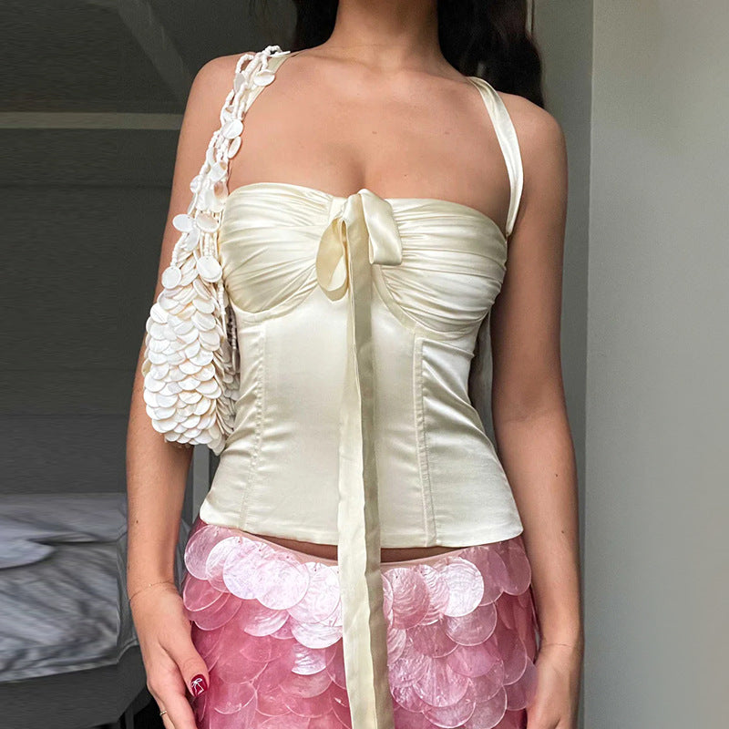 Damen Satin-Oberteil mit verspieltem Rüschendetail und dekorativem Bindeband EB