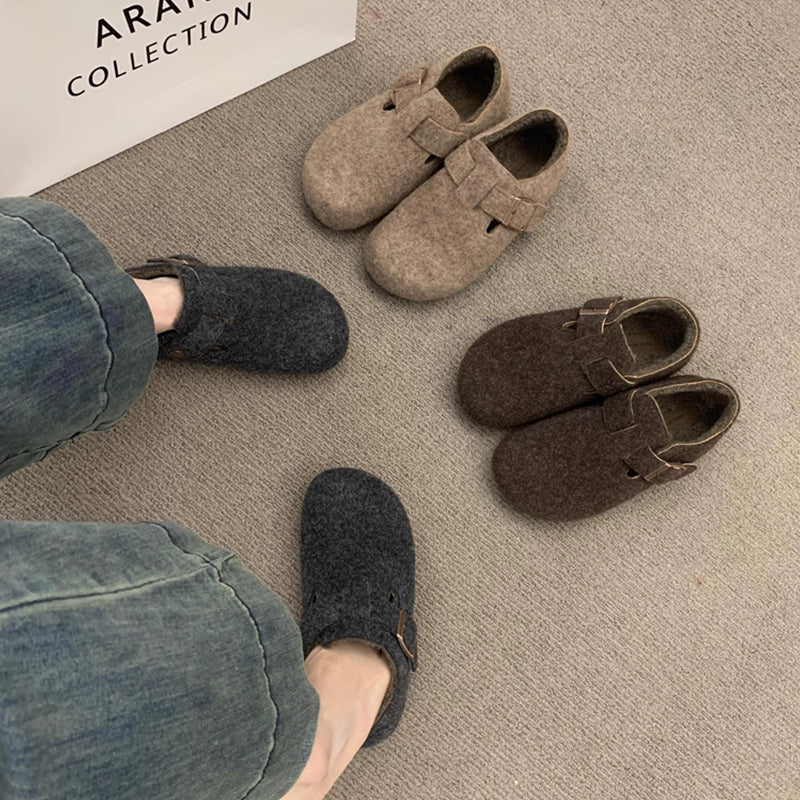 Damen Filz Clogs mit modischem Riemchen und bequemem Fußbett EB