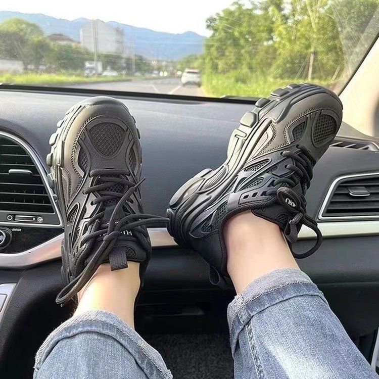 Damen Sportliche Sneakers mit atmungsaktivem Mesh-Obermaterial und rutschfester Sohle EB