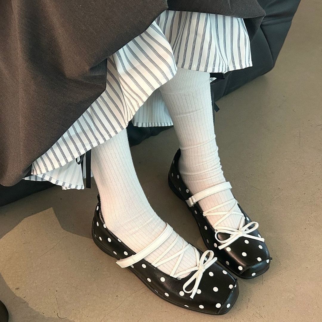 Damen bequeme Ballerinas mit elastischem Riemchen und gepolsterter Innensohle EB