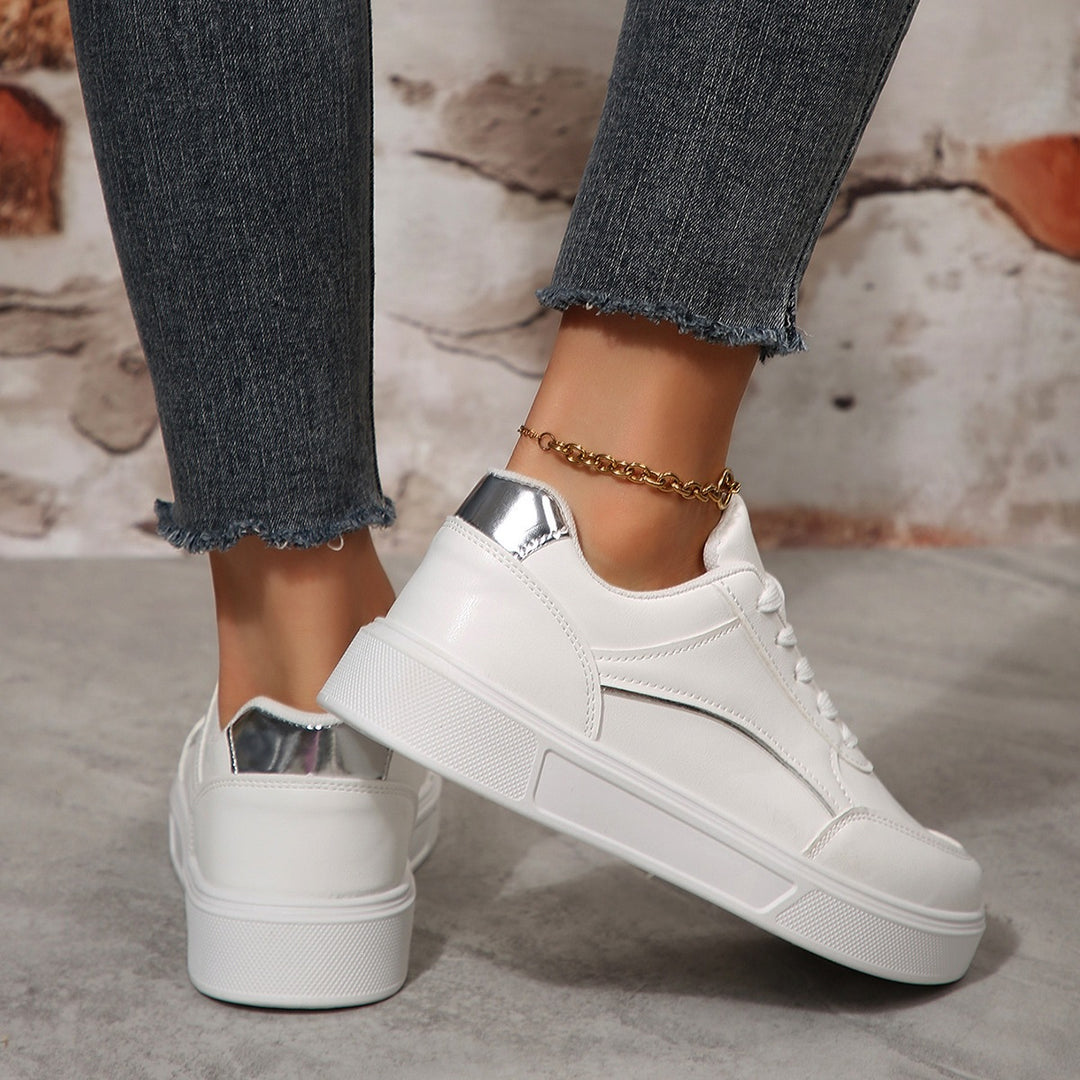 Damen Sportliche Sneaker mit stylischen Akzenten EB