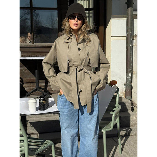 Damen Trenchcoat mit taillierbarem Gürtel und modischen Revers EB