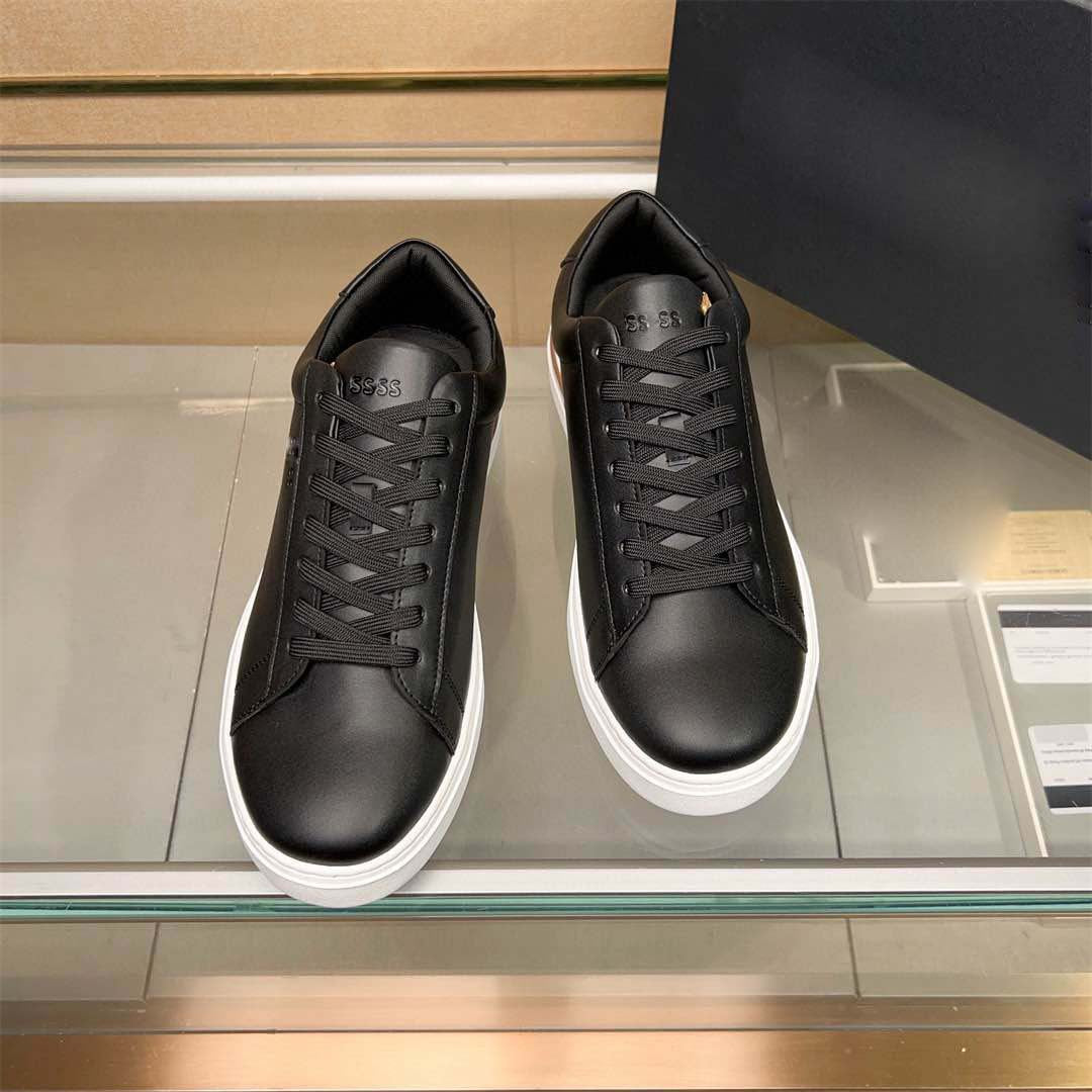 Damen Sportliche Leder Sneakers mit modernem, schlichtem Design EB